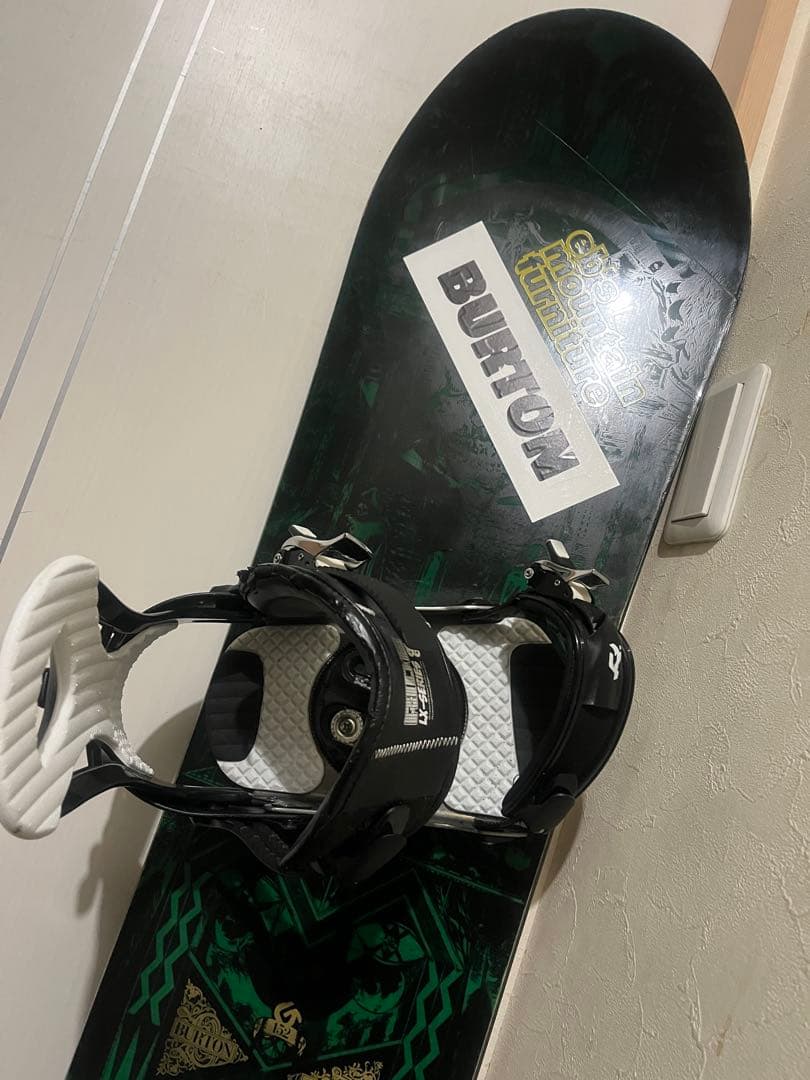 初中級グラトリ、カービングボード！BURTON DEUCE 152cm RIDE
