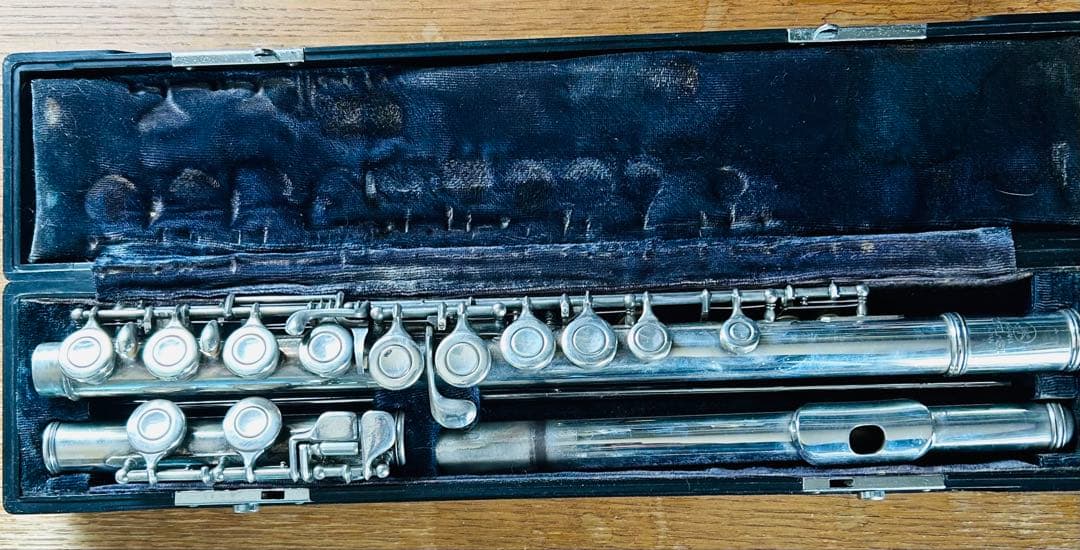 頭部官銀製フルート ケース付き　ヤマハYFL31