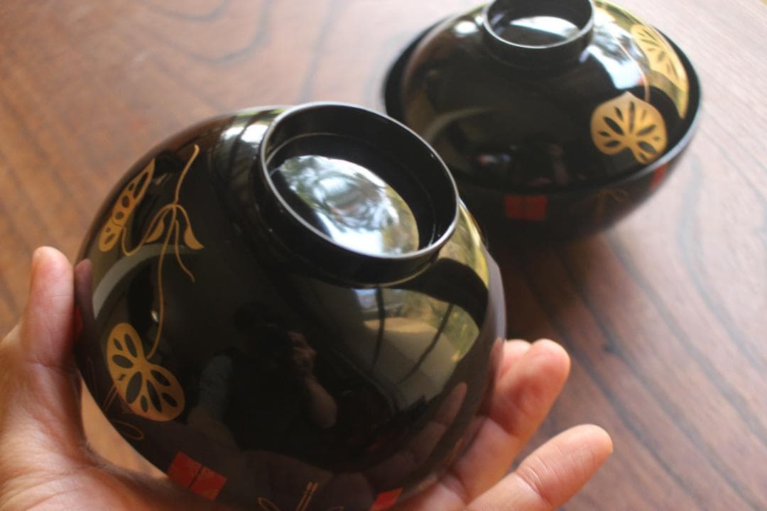時代逸品！上質黒漆に極上水葵御所車蒔絵の映えるお椀2点（検輪島塗京塗蒔絵椀