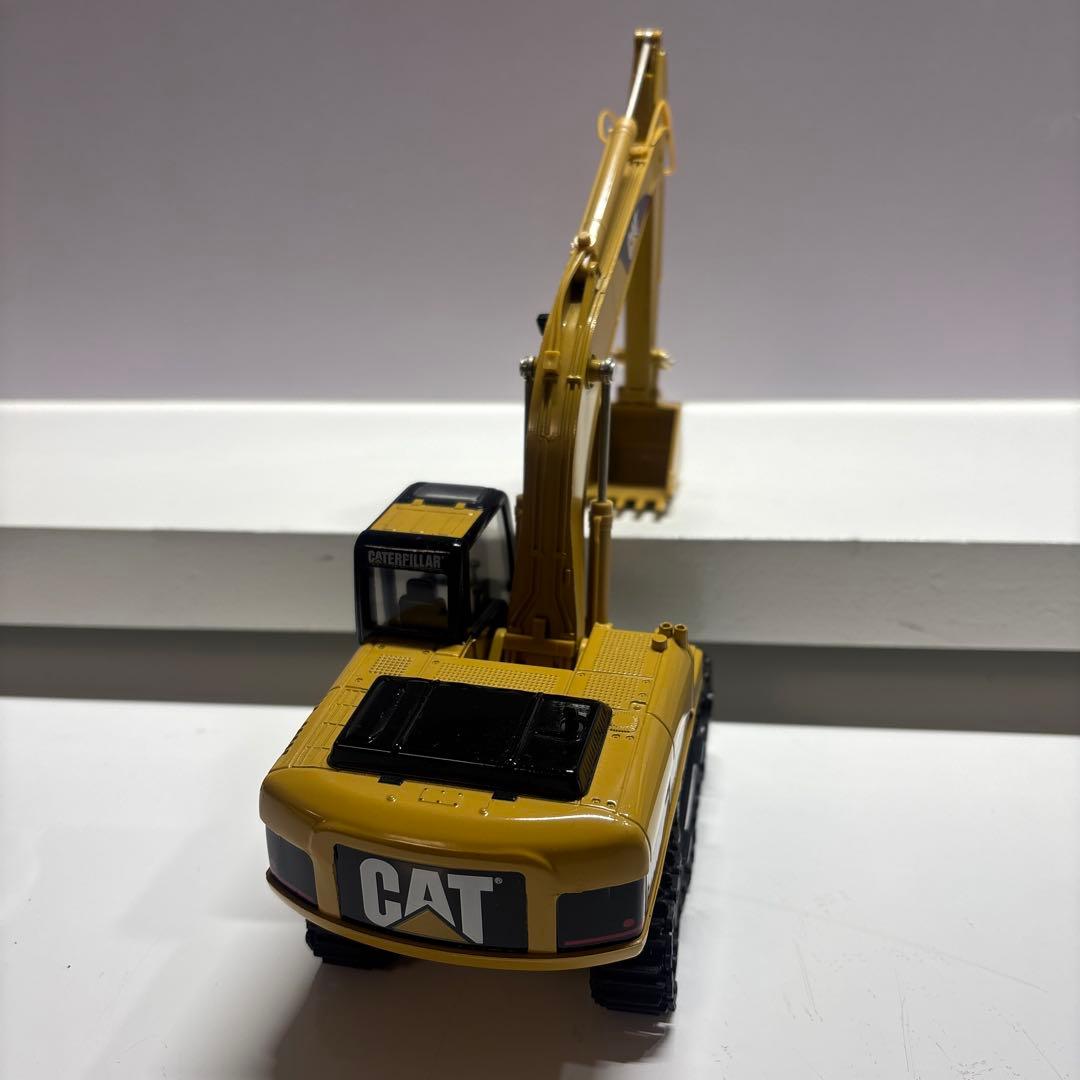 【1/40】CAT 320D ミニチュア重機