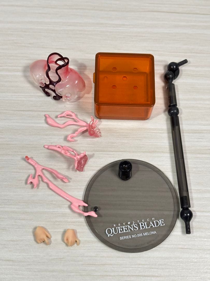 リボルテック　クイーンズブレイド メローナ フィギュア 海洋堂