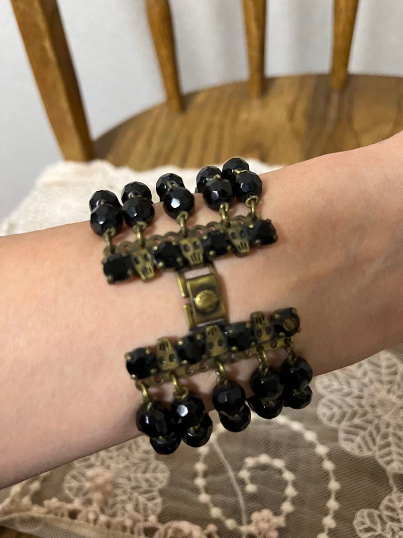 ヴィンテージ　スカル　黒ビーズ5連ブレスレット　ゴージャス 一点物