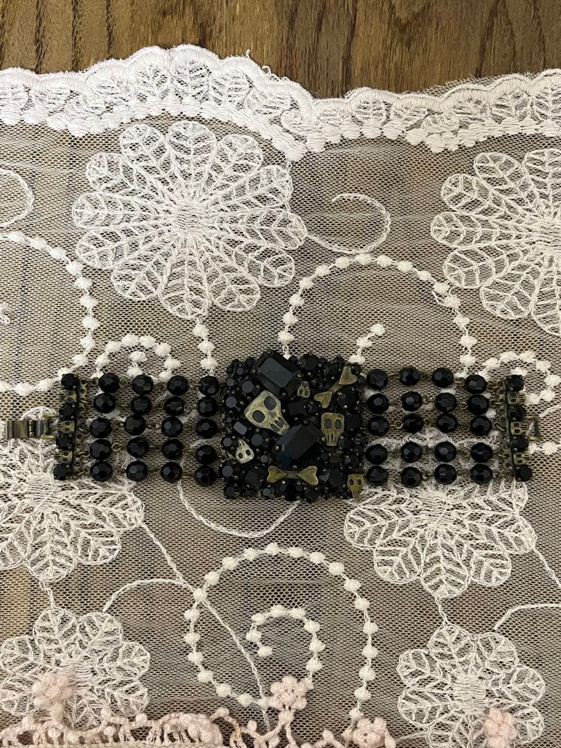 ヴィンテージ　スカル　黒ビーズ5連ブレスレット　ゴージャス 一点物