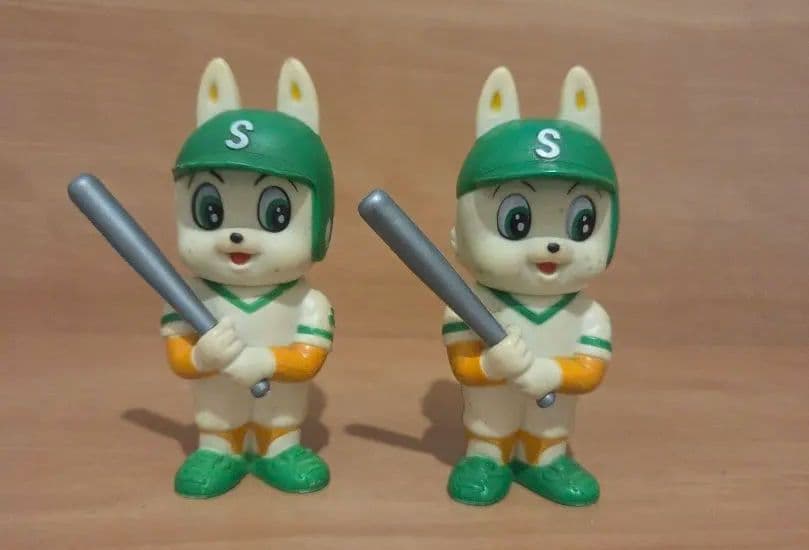 三和銀行 ワンサくん等　ソフビ貯金箱　34体　ノベルティグッズ 2体追加（野球）