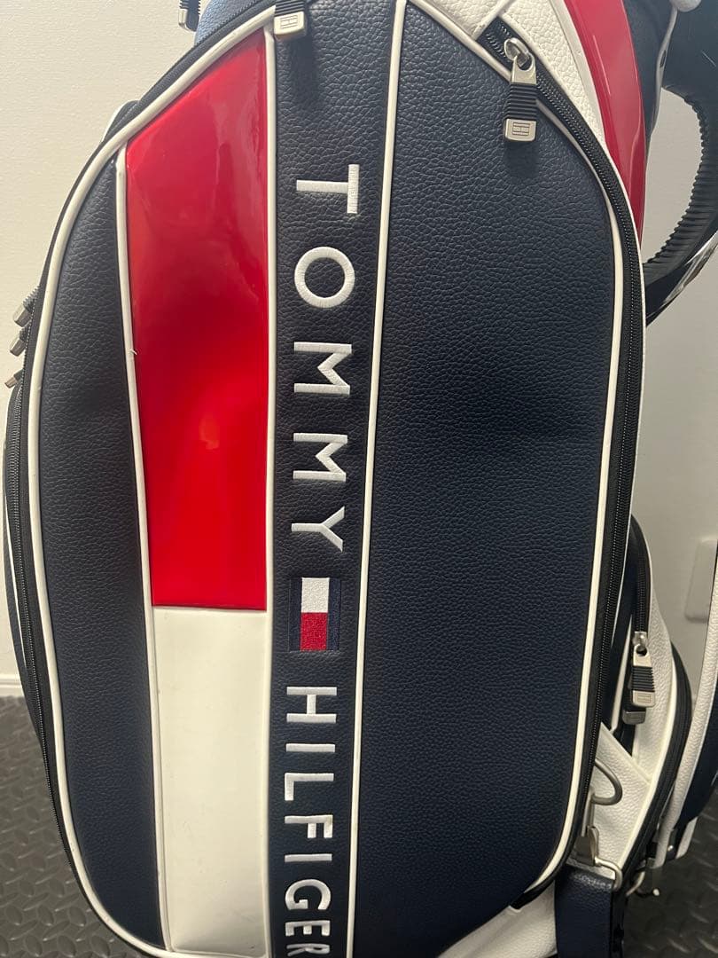 トミー ヒルフィガー キャディバッグ　THMG7SC1 9型トリコロール