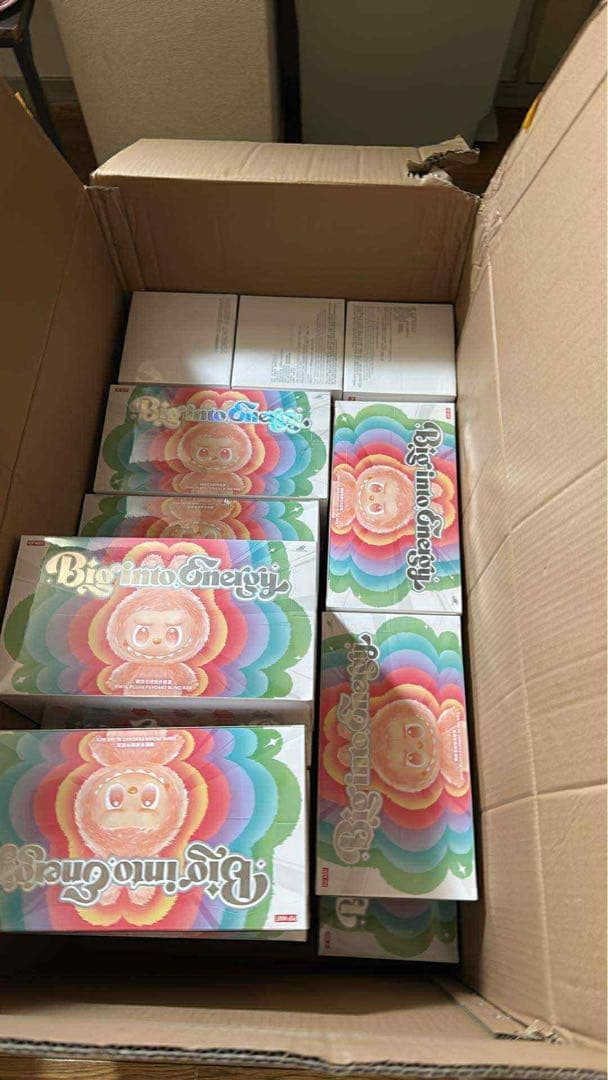 THE MONSTERS Big into Energy ぬいぐるみ 1box