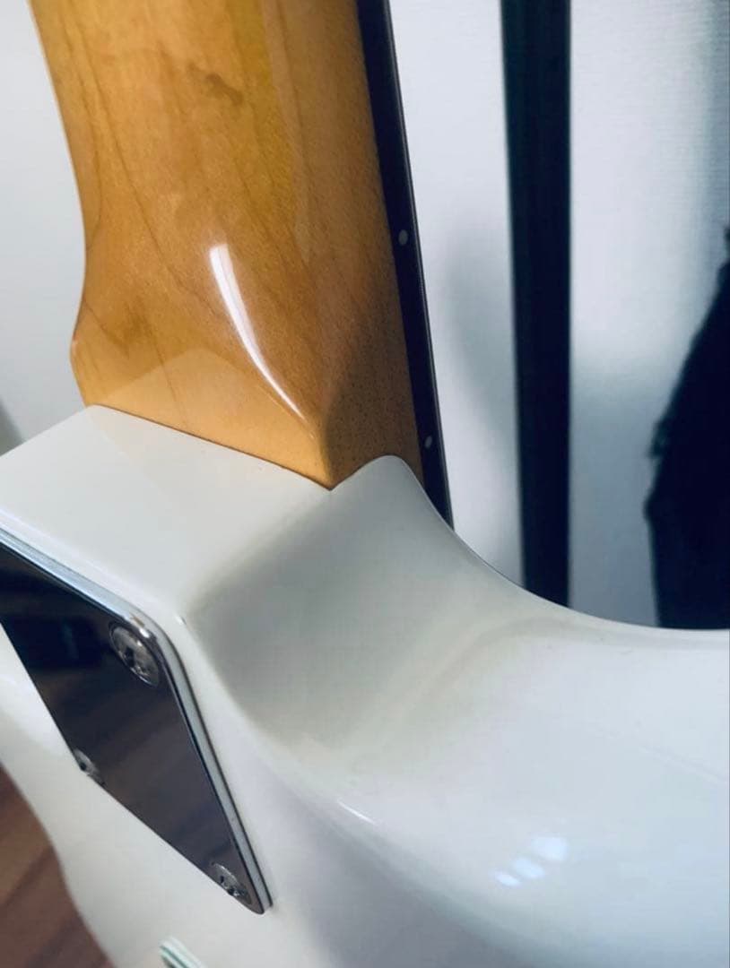 grassroots ストラトキャスター ローズ指板