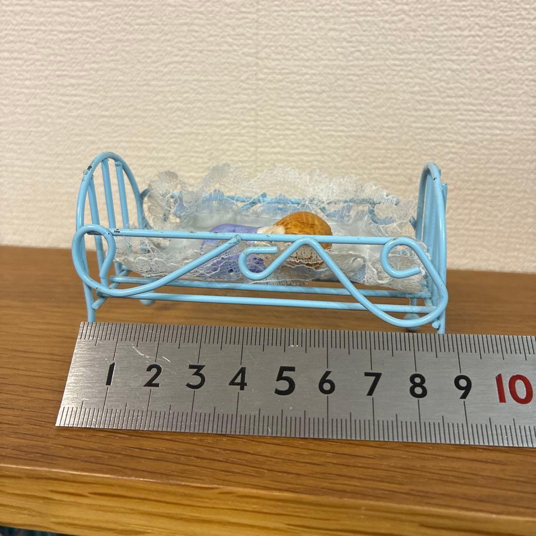 希少　赤ちゃん　置物　ねんね　ベビーベット　かわいい　アンティーク　レース