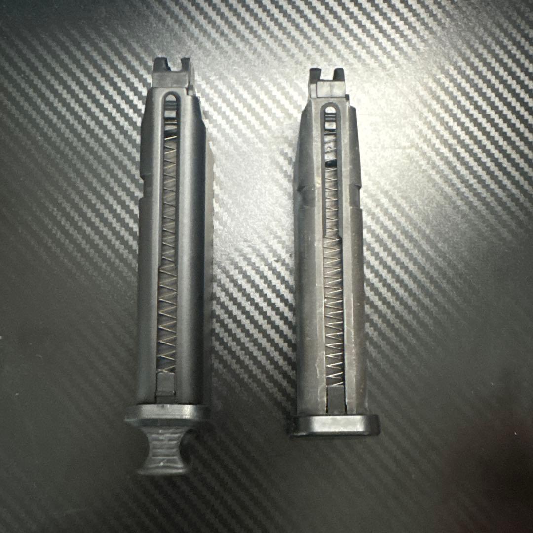 Glock 18C ガスガン 9x19 2マガジン付き　東京マルイ