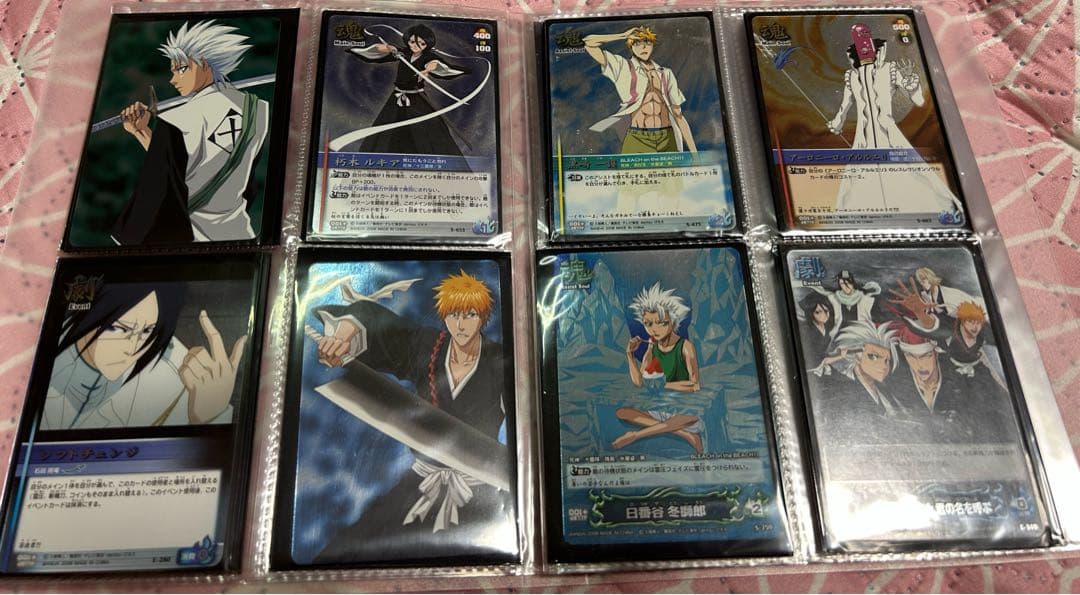 BLEACH トレーディングカードキラキラ４１枚透明ケース、スリーブ入り＋2枚