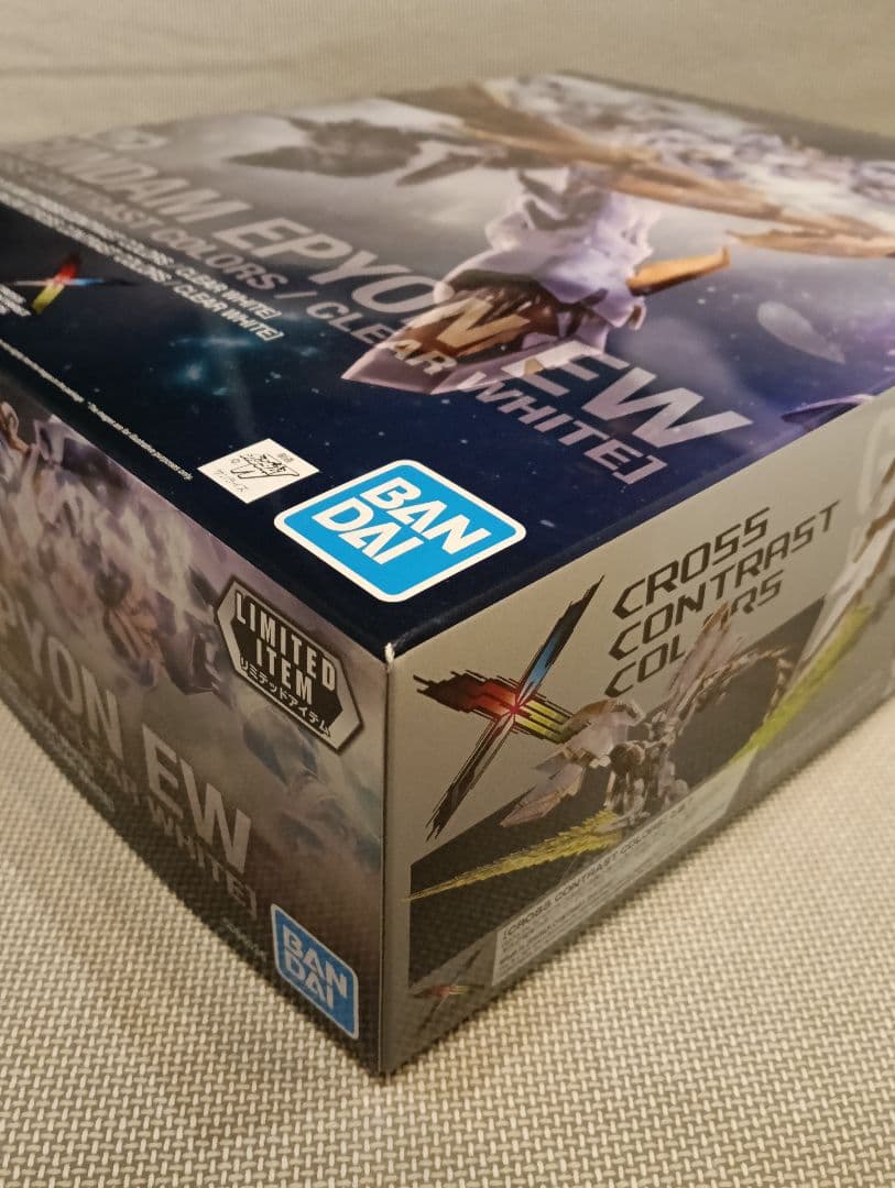 MG ガンダムエピオン EW クリアホワイト　クロスコントラストカラー