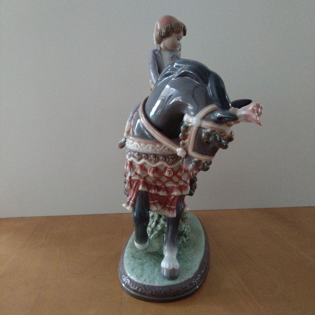 LLADRO リヤドロ 陶磁器 フィギュリン 「少年少女の行進」サンホセの 祭り