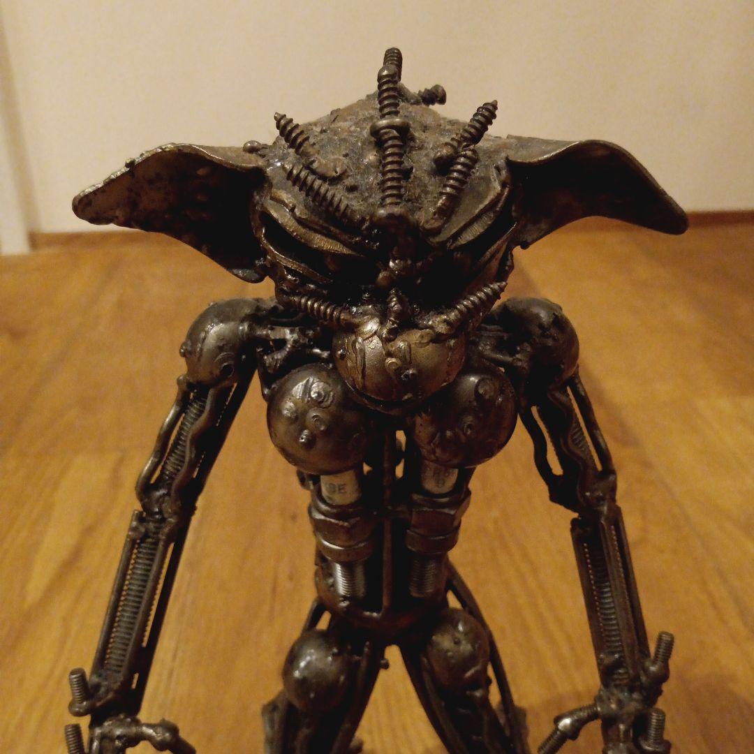 グレムリン？ 鉄製 フィギュア 置物