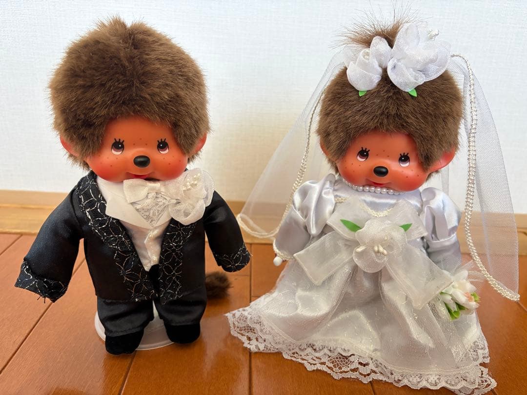 ウェディングモンチッチ ペア　結婚式ウェルカムドール　ドール専用スタンド専用箱付