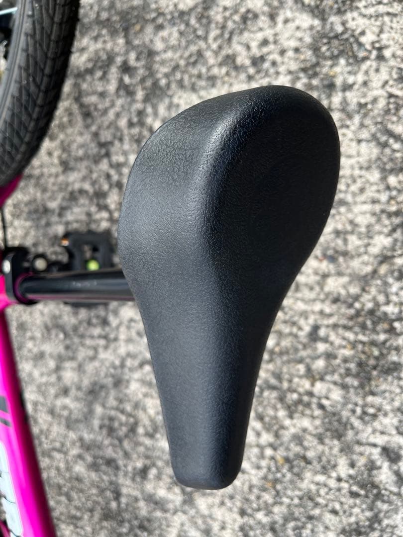 STRIDER 14x ストライダーバランスバイク ピンク 14インチ　双子