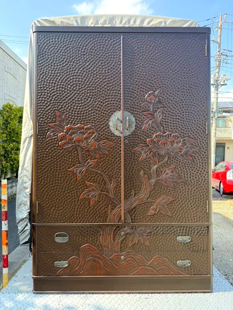 ○[最高級美品] 佐藤恵仙 鎌倉彫 円心彫 桐箪笥 漆塗り 衣装 着物 和箪笥