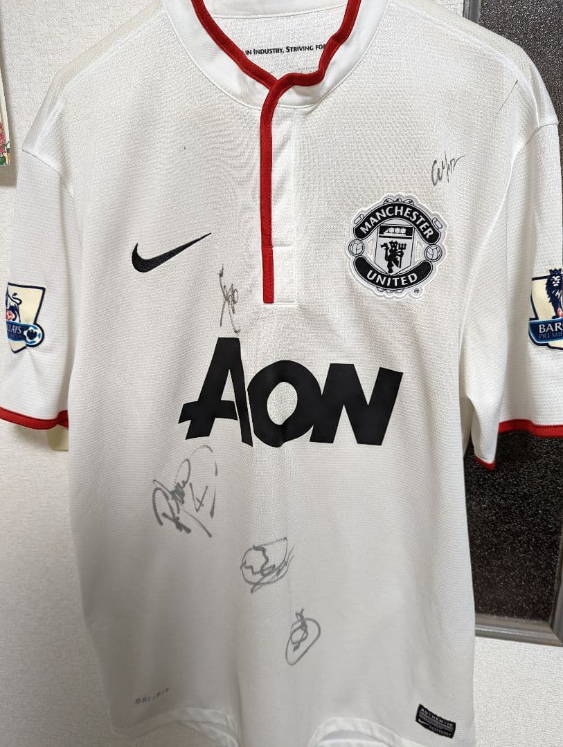 マンチェスターユナイテッド　サイン入りユニフォーム