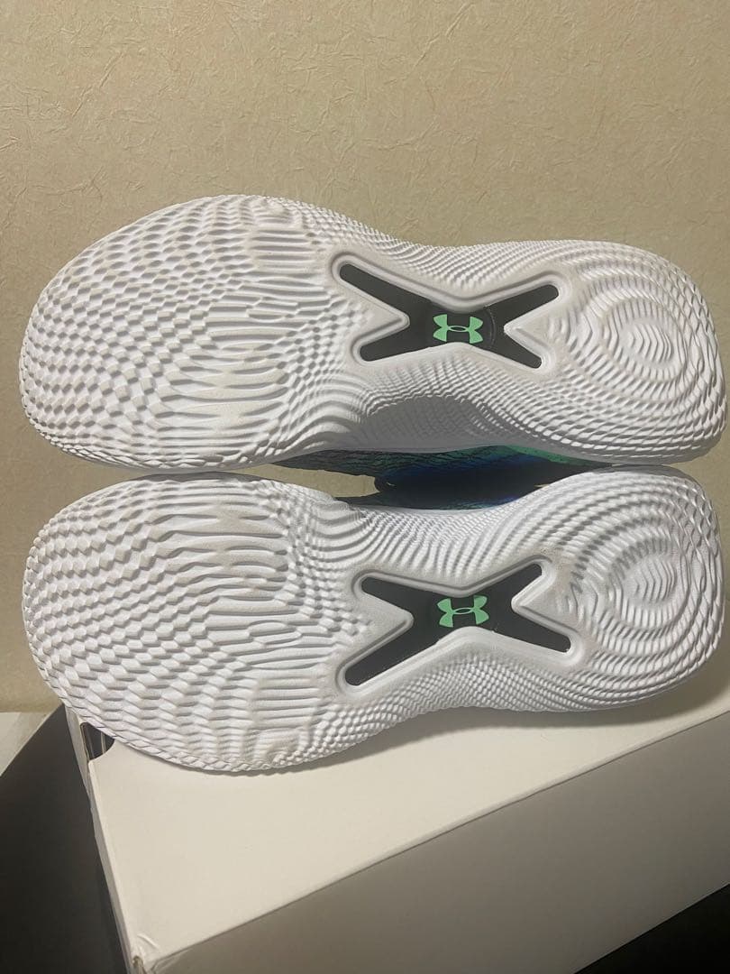 ☆美品☆正規品☆ Under Armour Curry 10