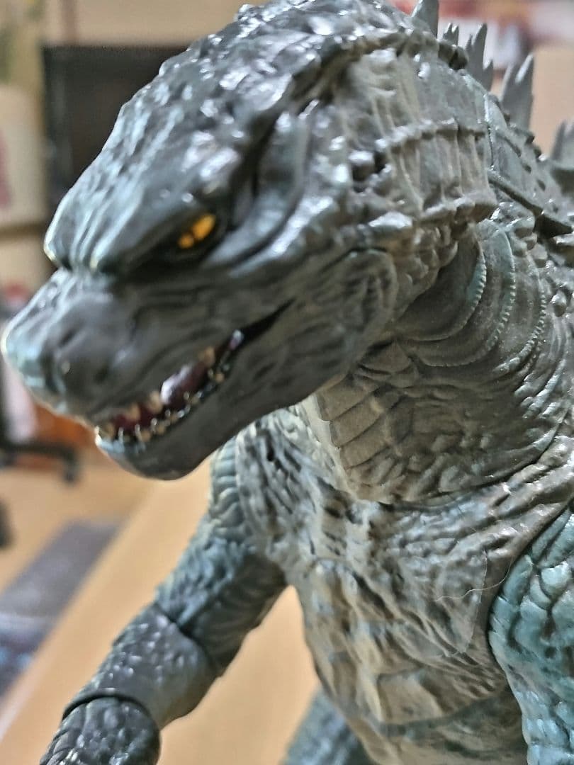30センチ大型　ネカ　ゴジラ　頭から尻尾まで60センチアクション　リペイント