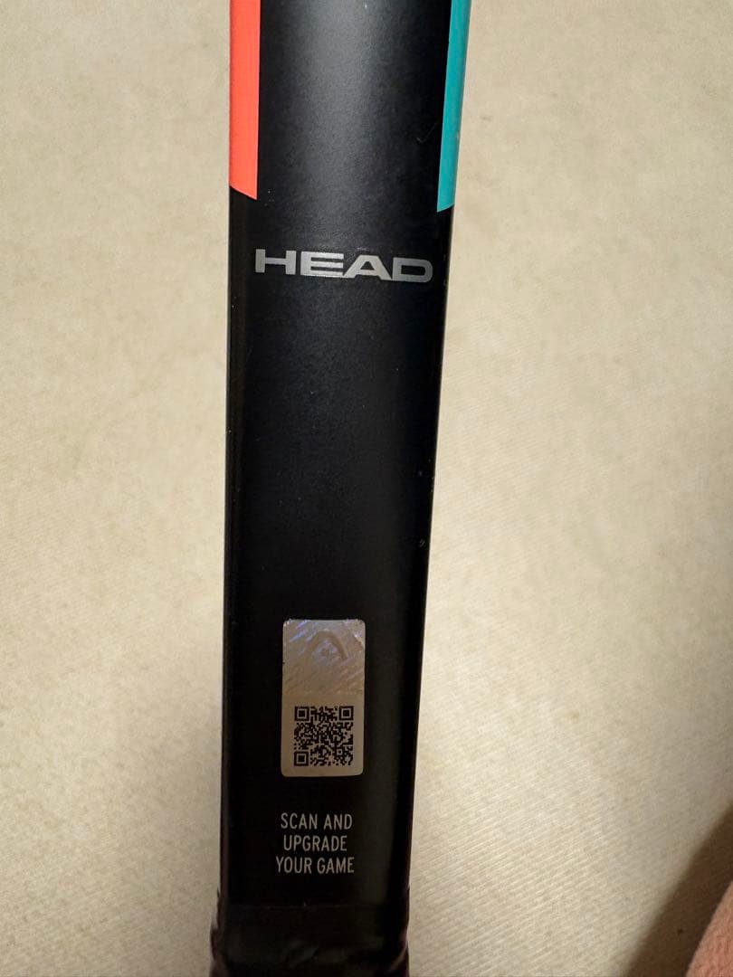 テニスラケットHEAD GRAVITY