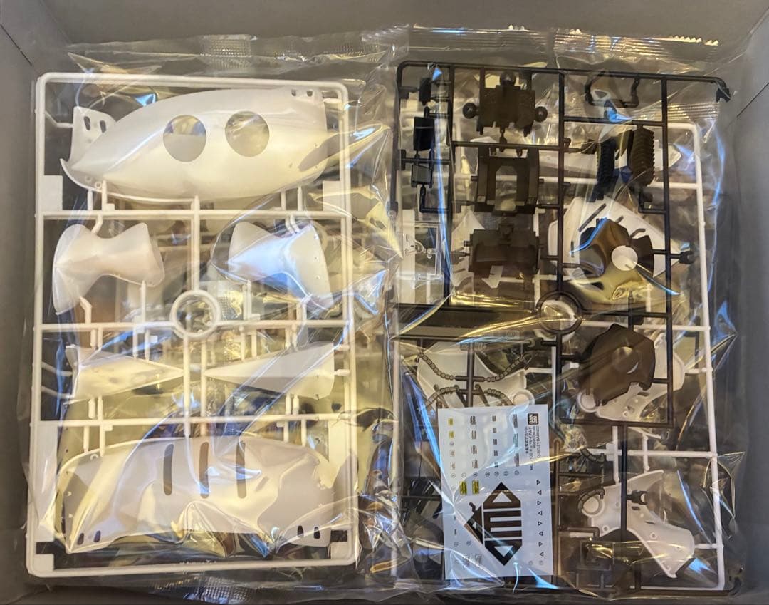 【未開封品】 MG キュベレイダムド　ガンプラ