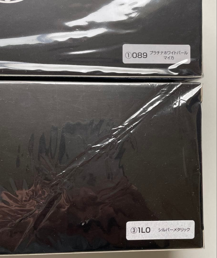 新品 未開封　2台セット　1/30 トヨタ　カローラクロス