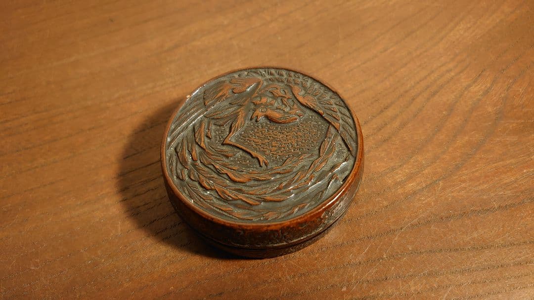 香合　堆朱　古玩　時代香合　蔵出し　鳳凰　仏教美術　１客