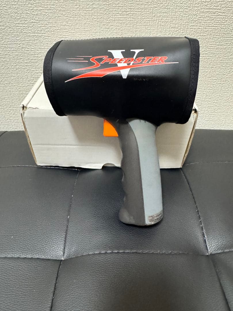 Bushnell スピードガン KPH測定