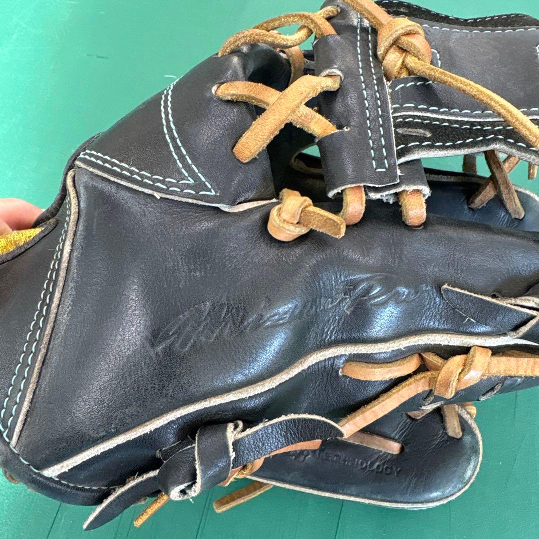 Mizuno 硬式グローブ 黒 レザー　限定モデル　内野手用