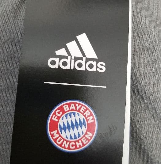 サッカー、バイエルン・ミュンヘン、ユニフォーム、サイズ2XO、トレーニングシャツ