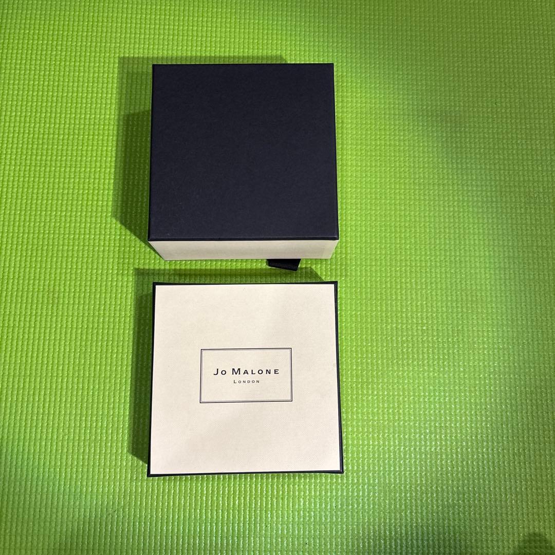 Jo Malone London BOXと紙袋