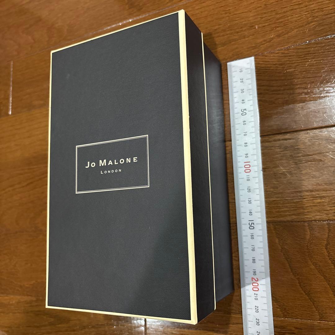 Jo Malone London BOXと紙袋