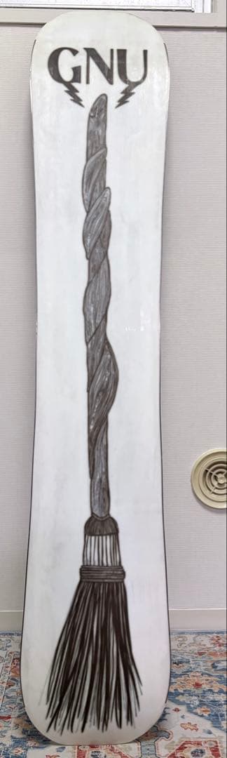 【週末限定価格】GNU GLOSS スノーボード　144cm