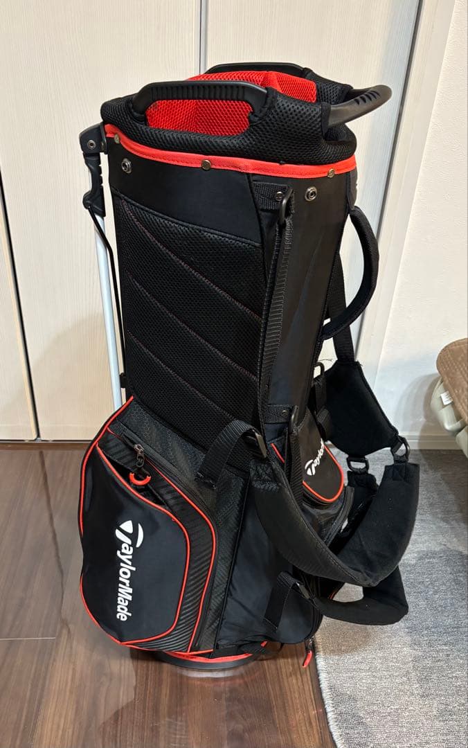 TaylorMade ゴルフスタンドバッグ ブラック/レッド