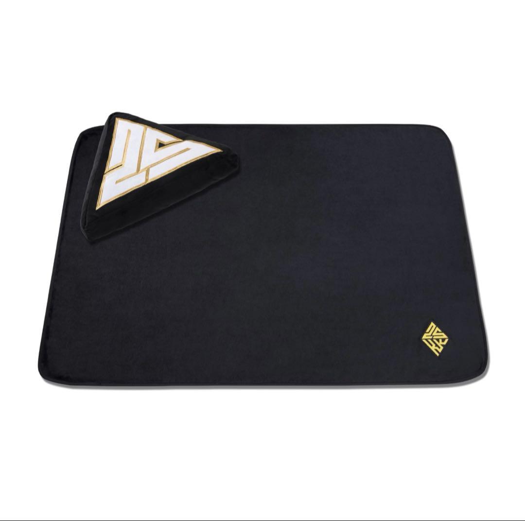 ［新品］倖田來未［25th Anniv.］BLANKET IN CUSHION