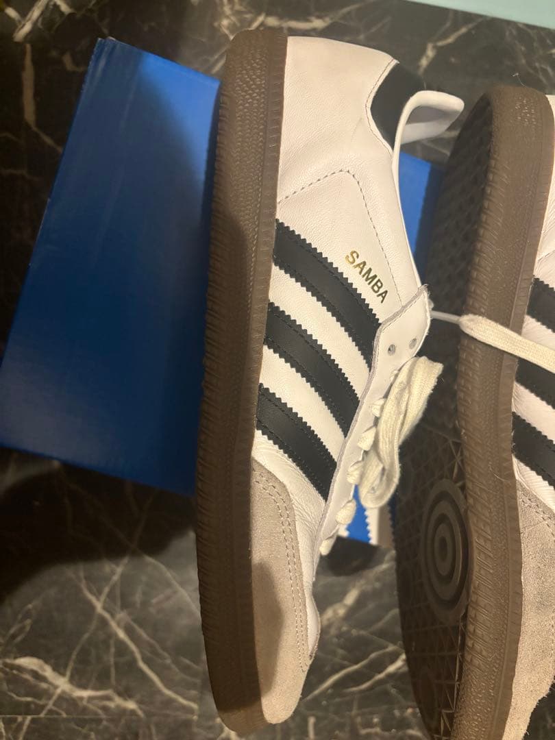 adidas Samba ホワイト/ブラック　27.5cm