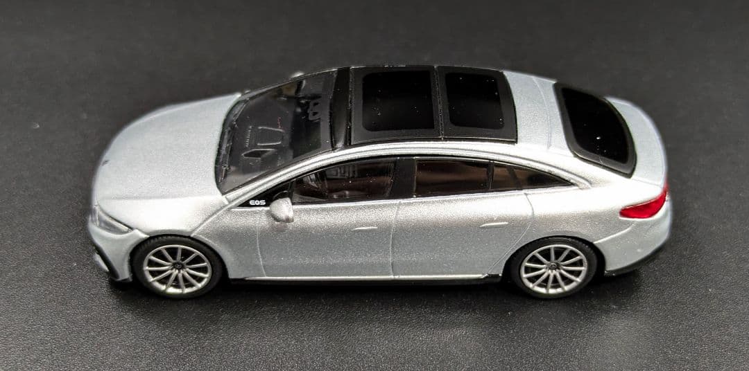 ミニカー MINI GT Mercedes-Benz EQS 580 4MATIC 508