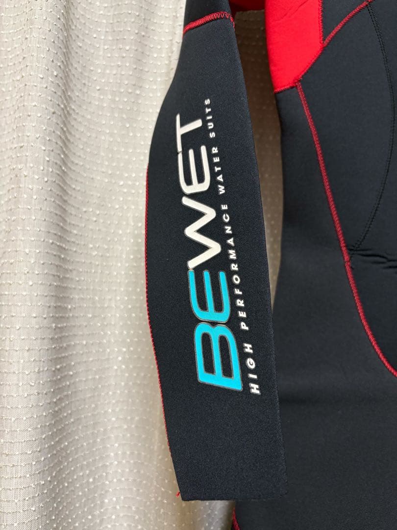 BEWET(ビーウェット)3mmフルスーツ レディース MLサイズ相当
