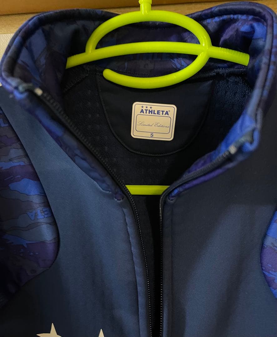 アスレタ スポーツウエア 上下 ピステ 防寒 シャカシャカ