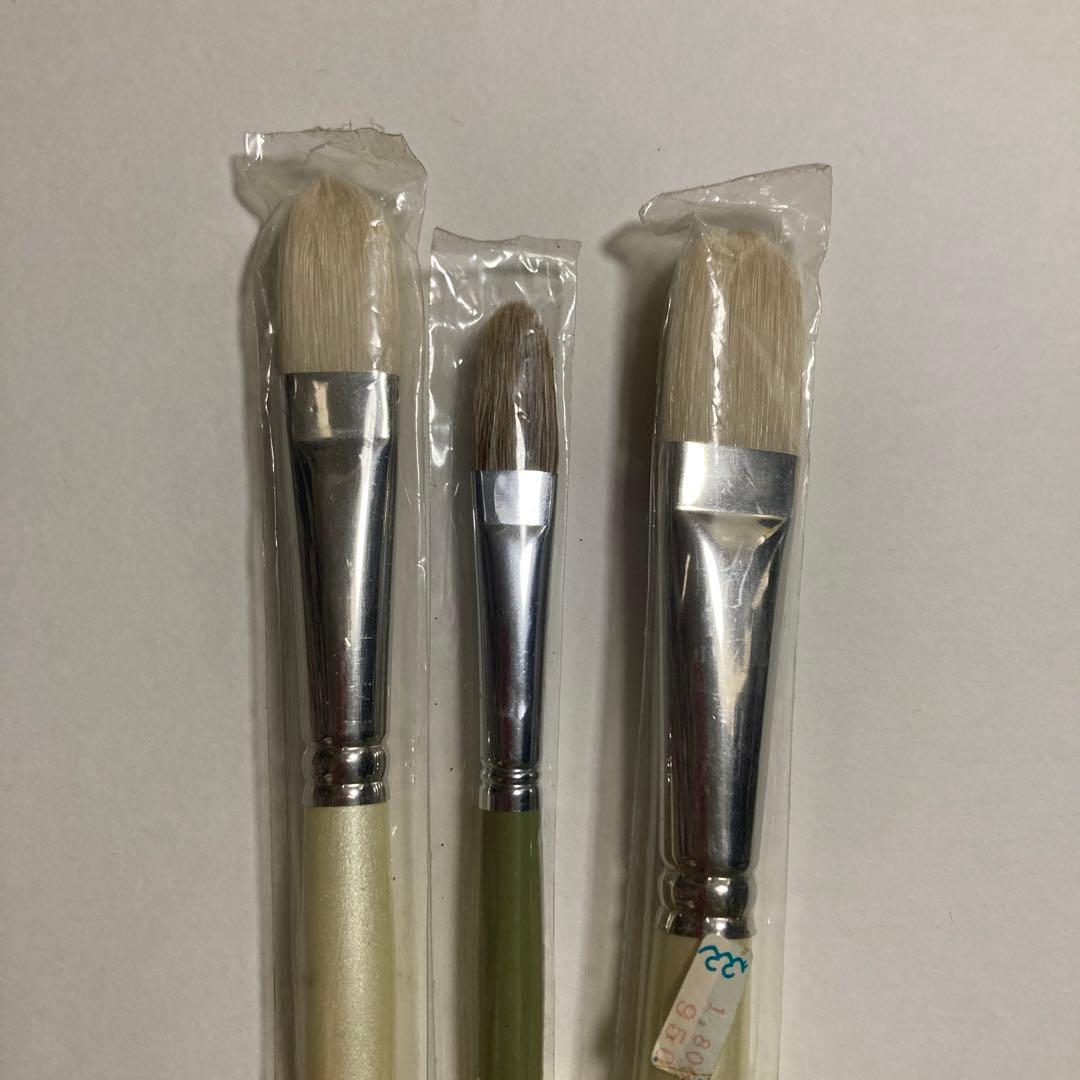 油絵　未使用筆　まとめ売り