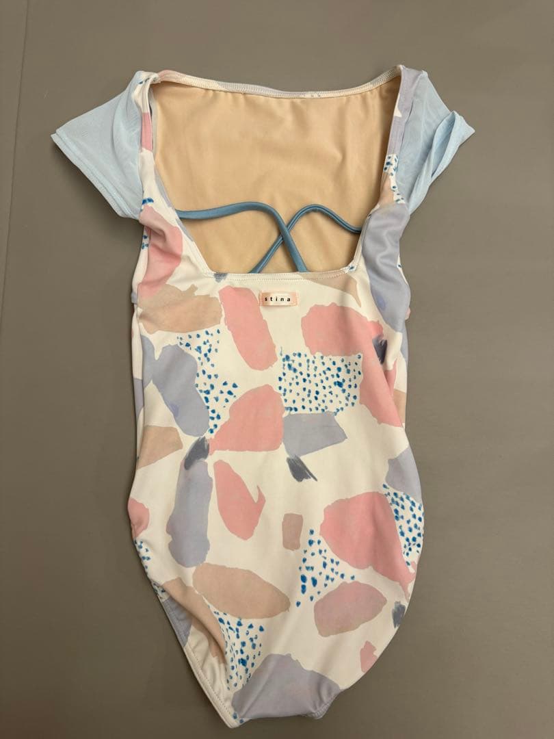 stina レオタード　キッズ