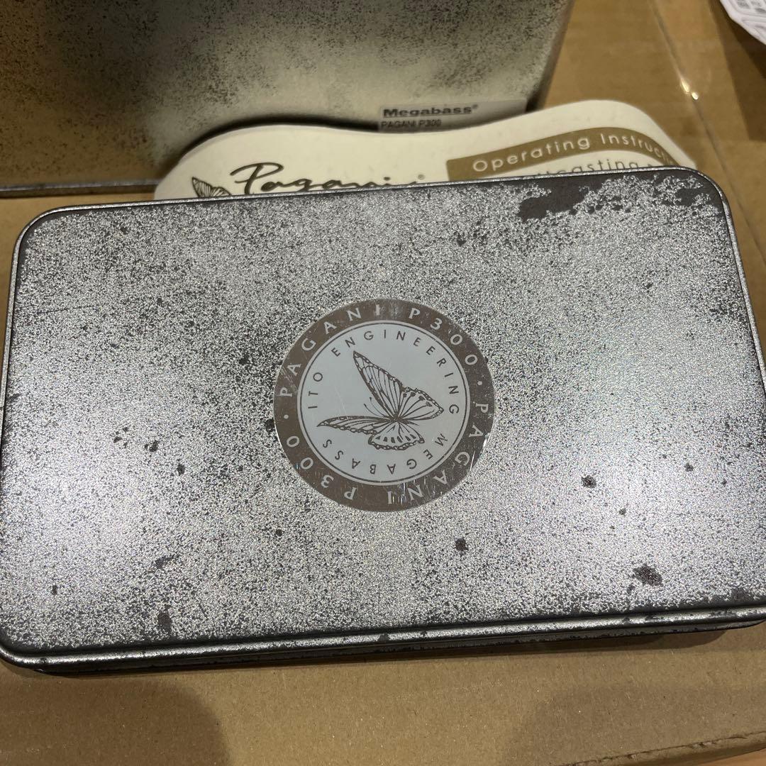 希少！megabass メガバス PAGANI ピンク ゴールド P300