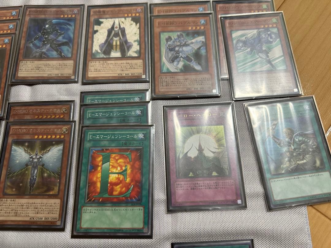 遊戯王 HEROデッキ 引退品