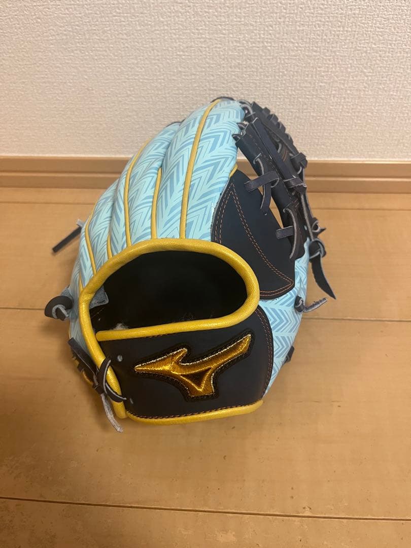 限定品　Mizuno Pro 軟式用グローブ　定価47,300円　限定グラブ袋付