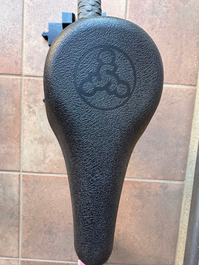 STRIDER ストライダー スポーツモデル 12インチ　キックバイク　ピンク