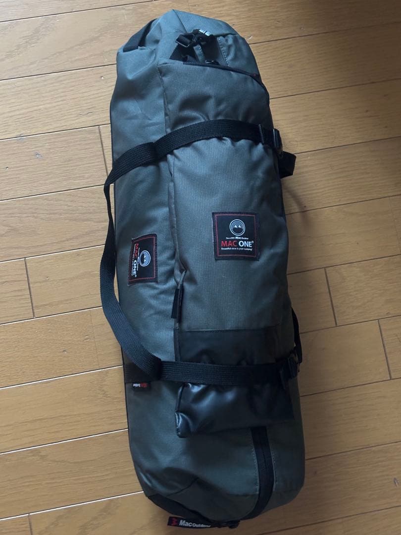 美品eight brunt GOOD AND SIN Macone オリーブ