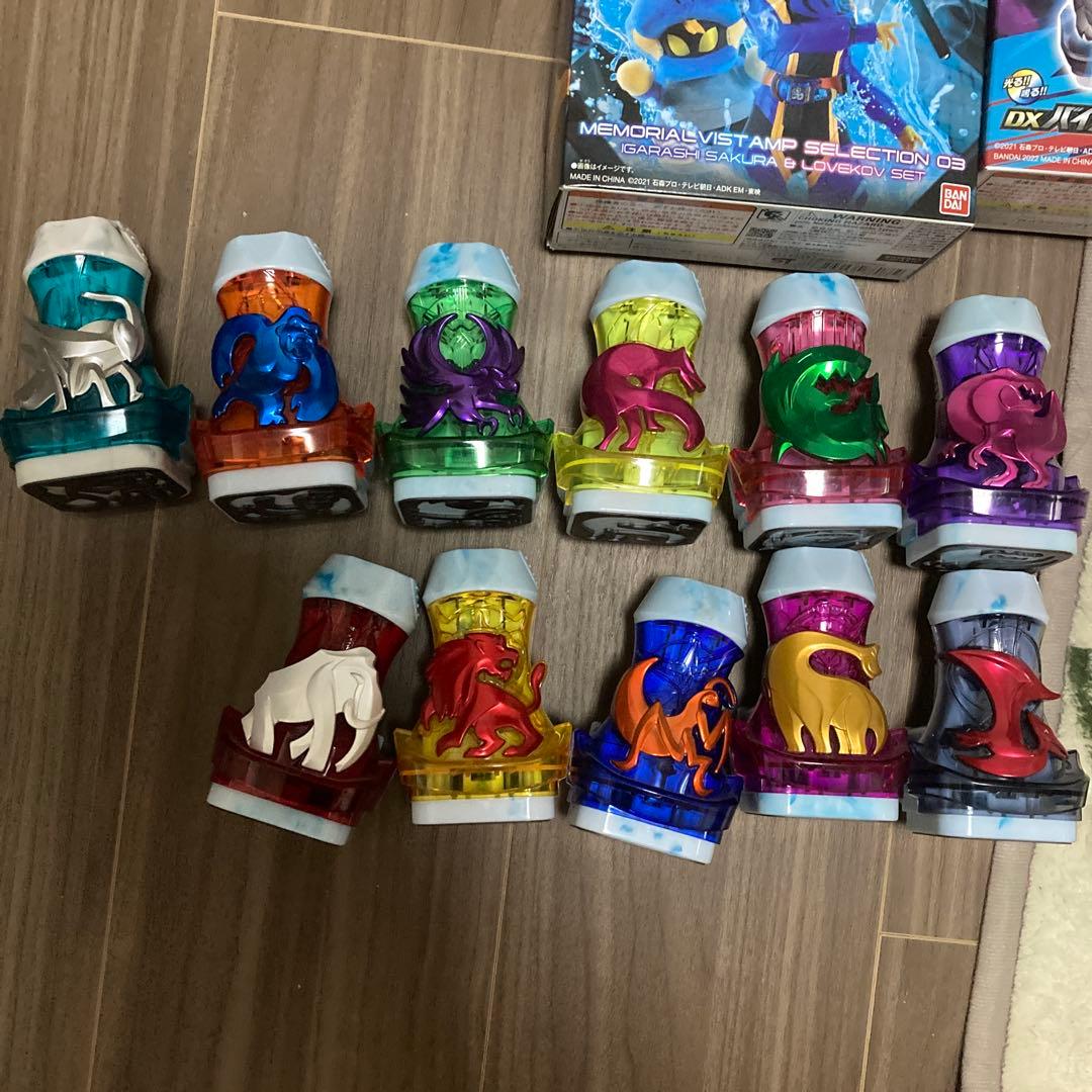 仮面ライダーリバイス　まとめ売り