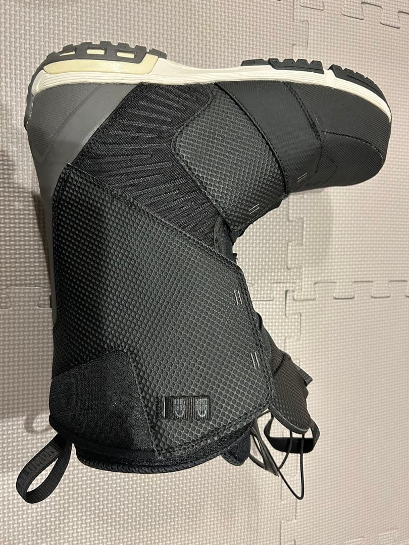 【26.5㎝　SALOMON】スノーボードブーツ ブラック