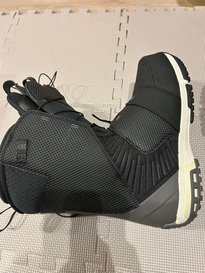 【26.5㎝　SALOMON】スノーボードブーツ ブラック