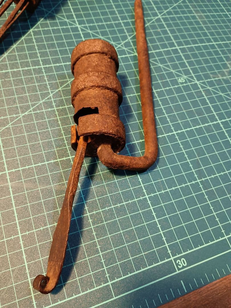 鉄製 海老錠 ２枚バネ